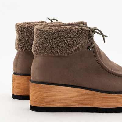 OUTLET Hnedé dámske čižmy na platforme Wedesi - Obuv