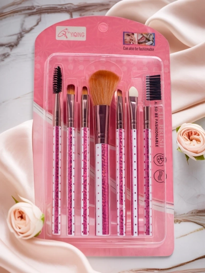 Kompaktná sada štetcov na make-up