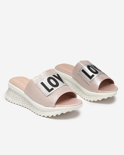 Ružové lesklé dámske papuče s nápisom Sosha- Footwear