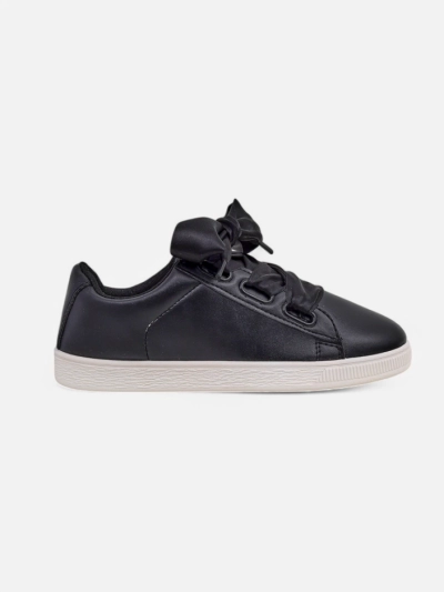 Royalfashion Dámske sneakers z ekologickej kože s dekoratívnymi šnúrkami Etti