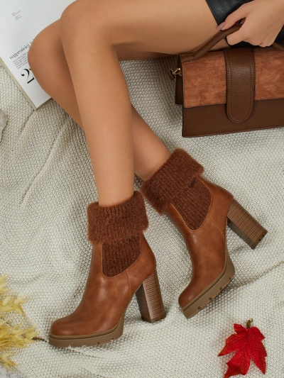 Ženski gležnarji iz eko usnja s peto in pletenino Tirave