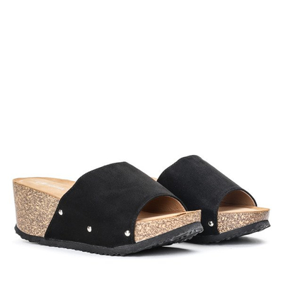 Czarne klapki na koturnie Perales - Obuwie