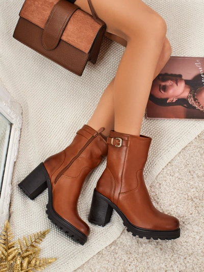 Ženski gležnjarji iz eko usnja s peto Sylvarra