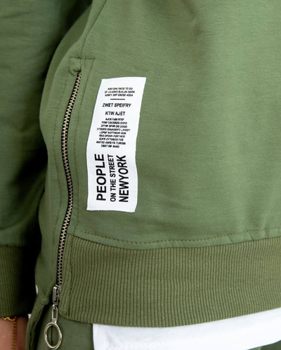 Tmavozelená dámska športová tepláková súprava s nášivkami - Oblečenie