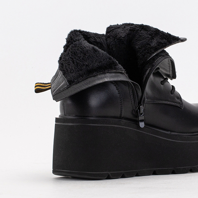 OUTLET Čierne čižmy na platforme Jeanne - Obuv