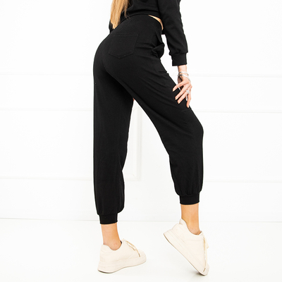 Dámske čierne tepláky - Oblečenie