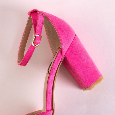 Neónovo ružové dámske sandále na postave Luxuriance - Footwear