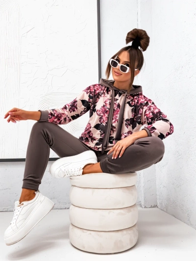 Royalfashion Dámsky bavlnený set pripomínajúci zamat s kvetinami