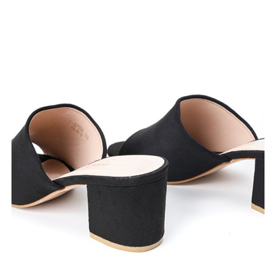 Czarne klapki na niskim słupku Montana - Obuwie