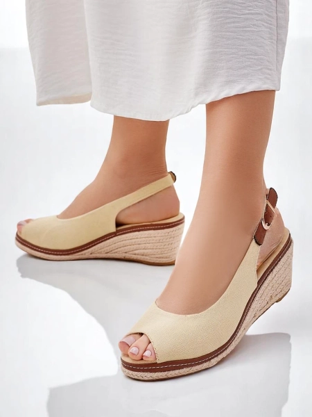 Royalfashion Dámske wedge sandále otvorená špička Tafenis