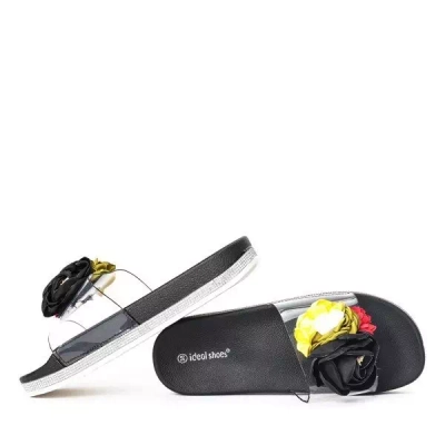 OUTLET Čierne papuče s ozdobnými kvetmi značky Novia - Footwear