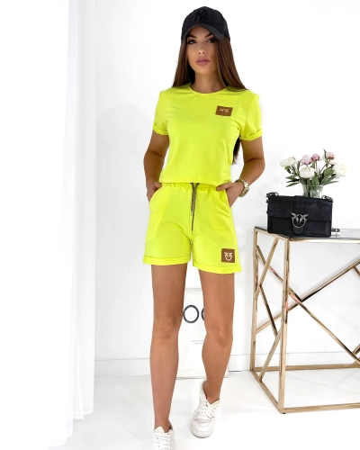 Royalfashion Neónovo žltá dvojdielna dámska športová súprava s nášivkami