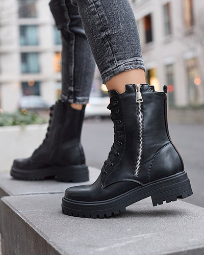 OUTLET Čierne dámske čižmy bagger na plochom podpätku od značky Fetisa - Obuv