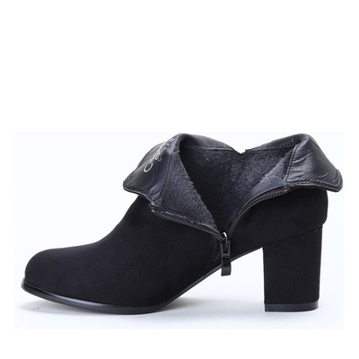 Czarne botki na słupku z eko-zamszu Andele - Obuwie