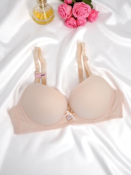 Royalfashion Hladká dámska podprsenka s výstužou Smooth Fit