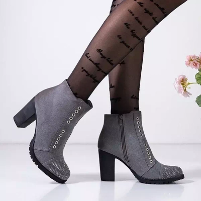 OUTLET Šedé dámske členkové čižmy s ozdobami Valor - Obuv