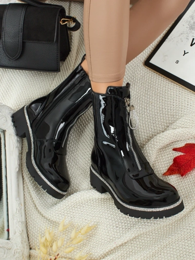 Lakirani eko skórzane botki damskie z cyrkoniami Nuvina