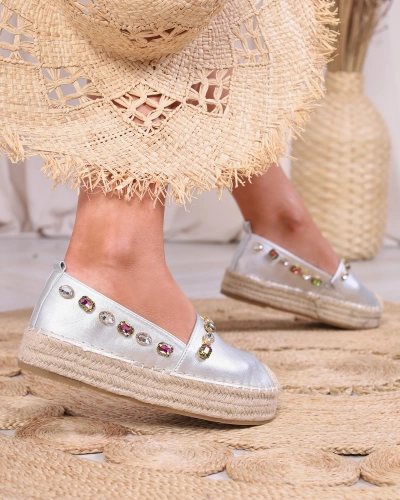 Dámske strieborné espadrilky s kryštálmi Ziennie - Obuv