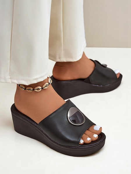 Royalfashion Dámske sandále na klinovom podpätku Elira