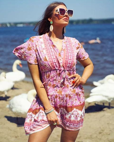 Royalfashion Letné ružové dámske krátke šaty