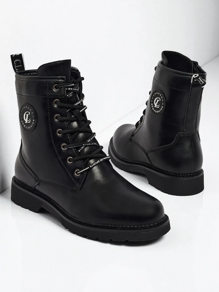 Ženski gležnarji Tavira iz eko usnja z vezalkami