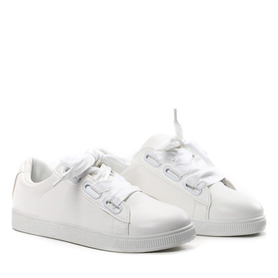 Białe sportowe buty Casja- Obuwie