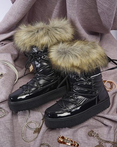 OUTLET Čierne dámske lakované topánky a'la snow boots Luccav- Obuv