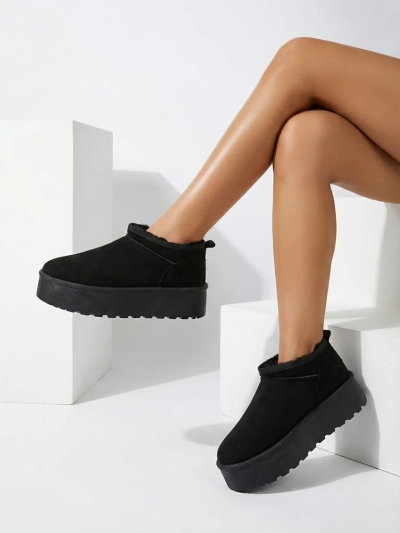 Royalfashion Dámske krátke čižmy a'la snow boots Ozozi