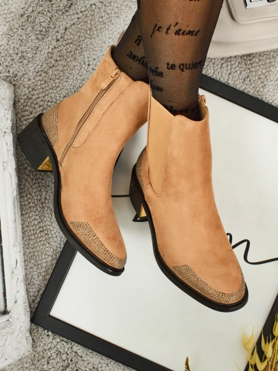 Ženski gležnarji iz eko semiša, okrašeni s cirkoni TangleMist