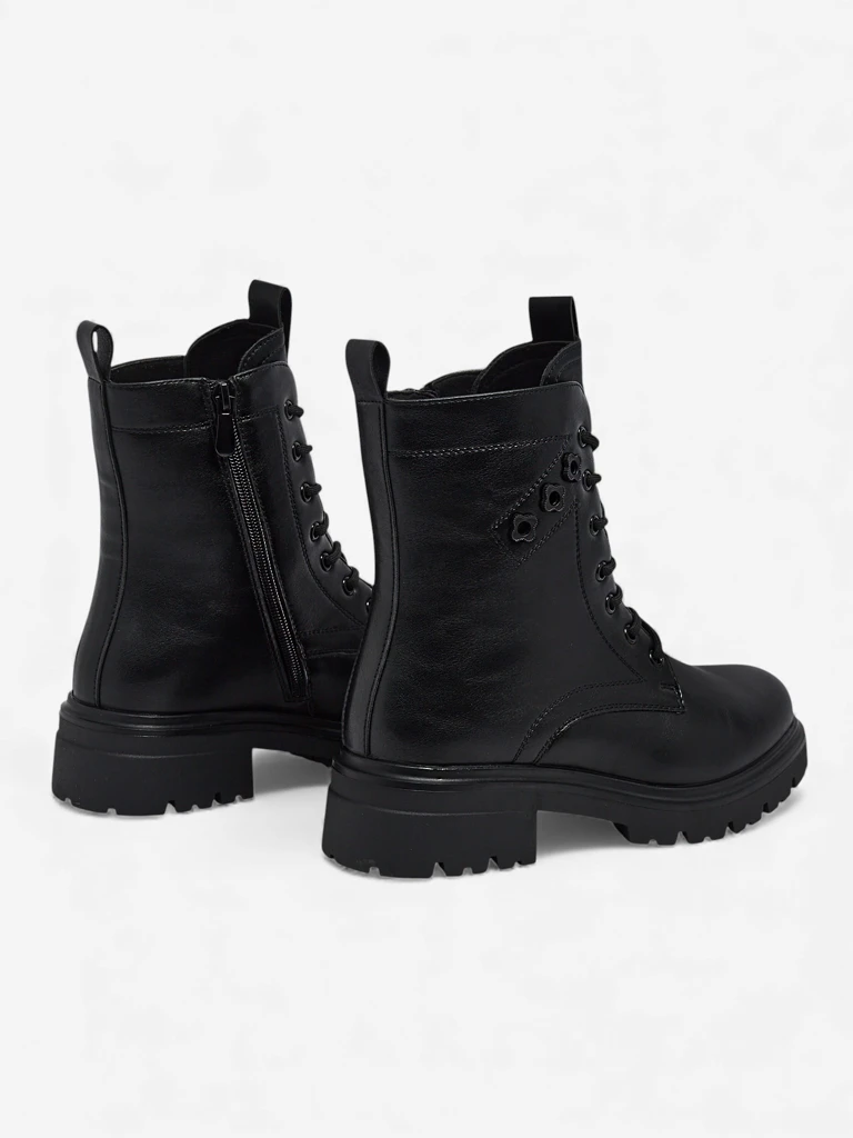 Eko usnjeni ženski gležnarji na vezalke Nometa