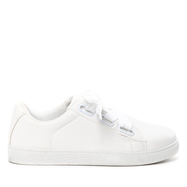 Białe sportowe buty Casja- Obuwie