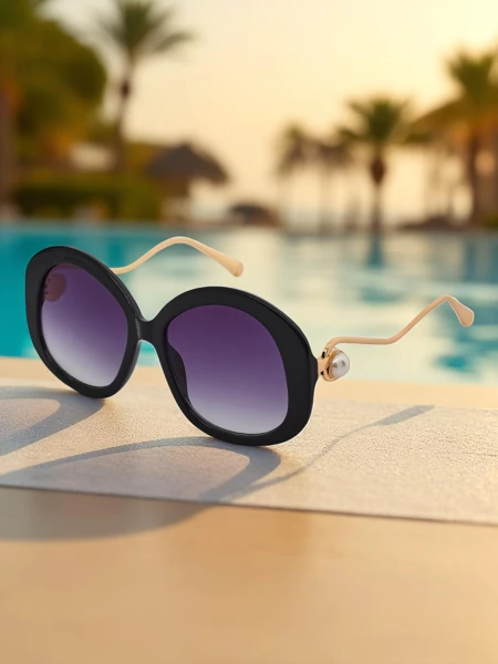 Royalfashion slnečné okuliare s dekoratívnymi stranami Glam Shine