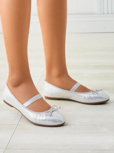 Royalfashion Lesklé dámske baletky s mašľou a elastikom Safte