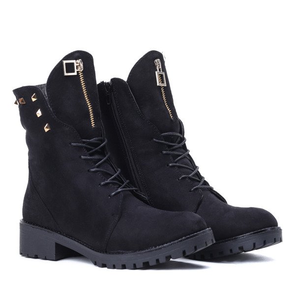 Czarne workery z ćwiekami Joan- Obuwie