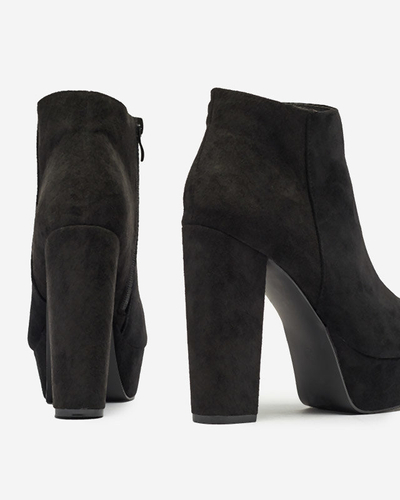 OUTLET Čierne dámske vysoké čižmy Hallisia- Obuv