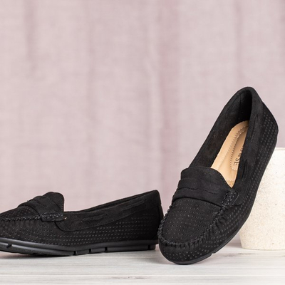 Loafery prolamované černou Tati - Boty 1