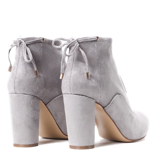 Szare botki na słupku Magic- Obuwie