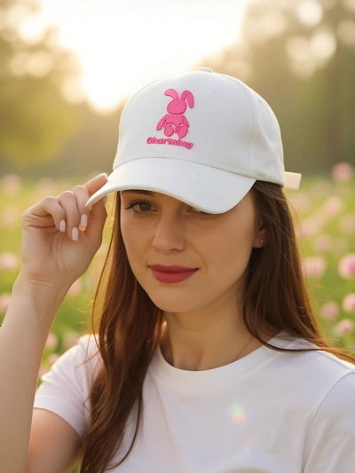 Royalfashion Čiapka s nášivkou Zajac Mrk