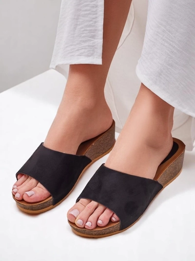 Royalfashion Dámske nízke wedges sandále Maderas