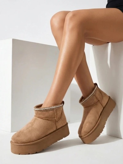 Royalfashion Dámske krátke topánky a'la snow boots Xoalla