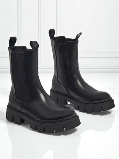 Visoki ženski gležnarji iz eko usnja Dorvella