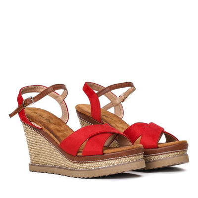 Červené sandály na ozdobeném klínu Bastina - Obuv 1