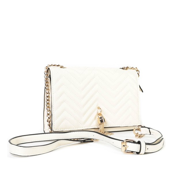 Mała torebka na ramię w kolorze beżowym ze złotą ozdobą - Torebki