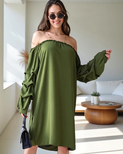 Royalfashion Hladké dámske šaty inšpirované španielskym štýlom s volánmi