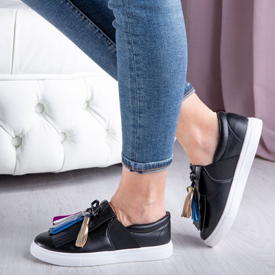 OUTLET Čierne športové tenisky so strapcami Osederra - Obuv