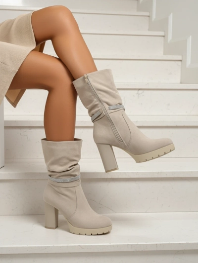 Mat ženski gležnarji s peto Ashen Bloom