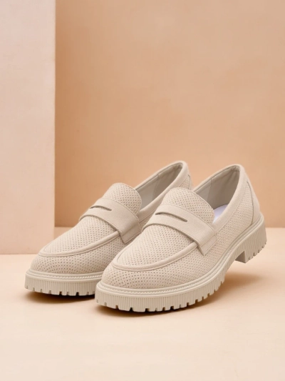 Ženski loafers Callista bež, ekološko usnje, nizka peta 4 cm