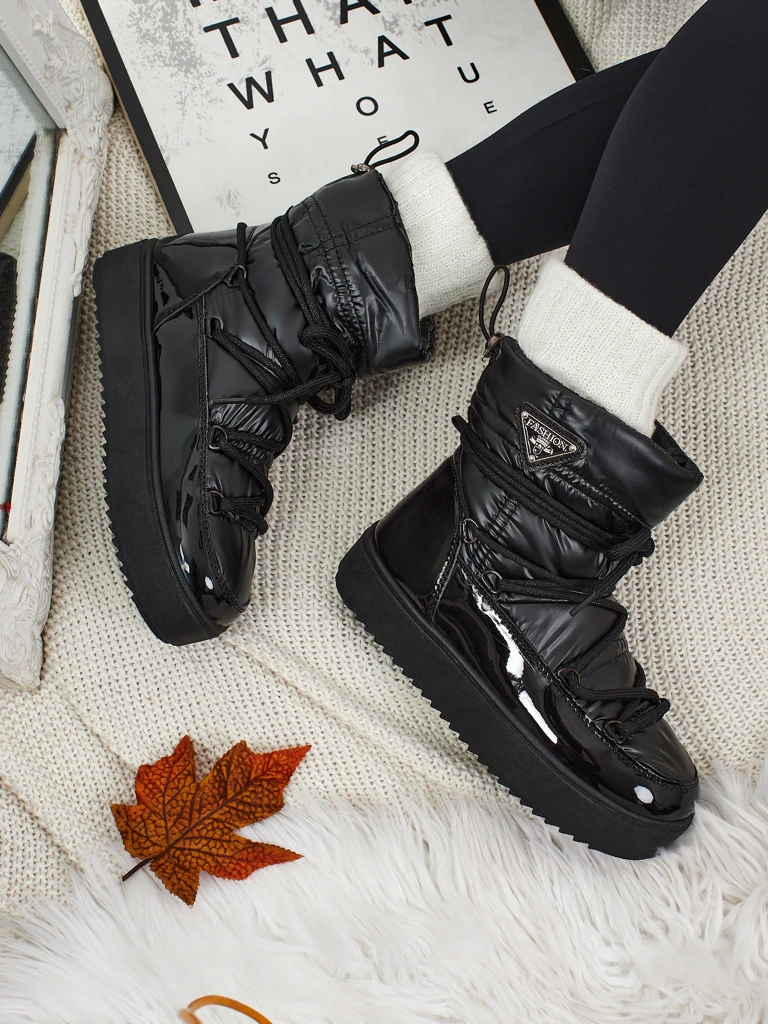 Ženski škornji a'la sneg z ovčjo kožo Lysmora