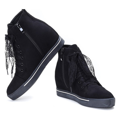 Czarne sneakersy wiązane koronkową wstążką Luna - Obuwie