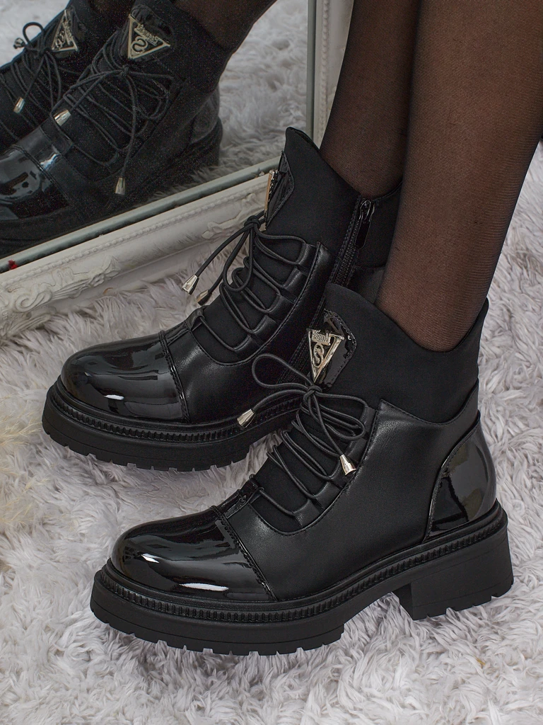 Eko usnjeni ženski gležnarji z vezalkami Elisse